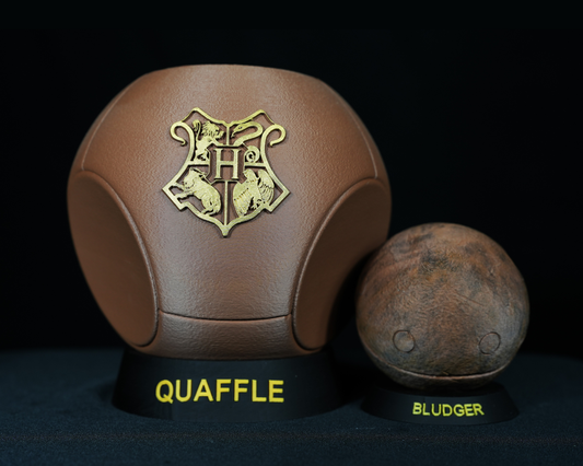 Set Quidditch Completo – Mazza, Bolide e Pluffa | Repliche Artigianali da Collezione