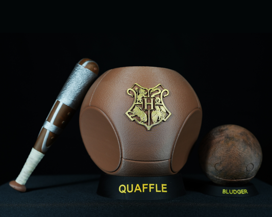Set Quidditch Completo – Mazza, Bolide e Pluffa | Repliche Artigianali da Collezione